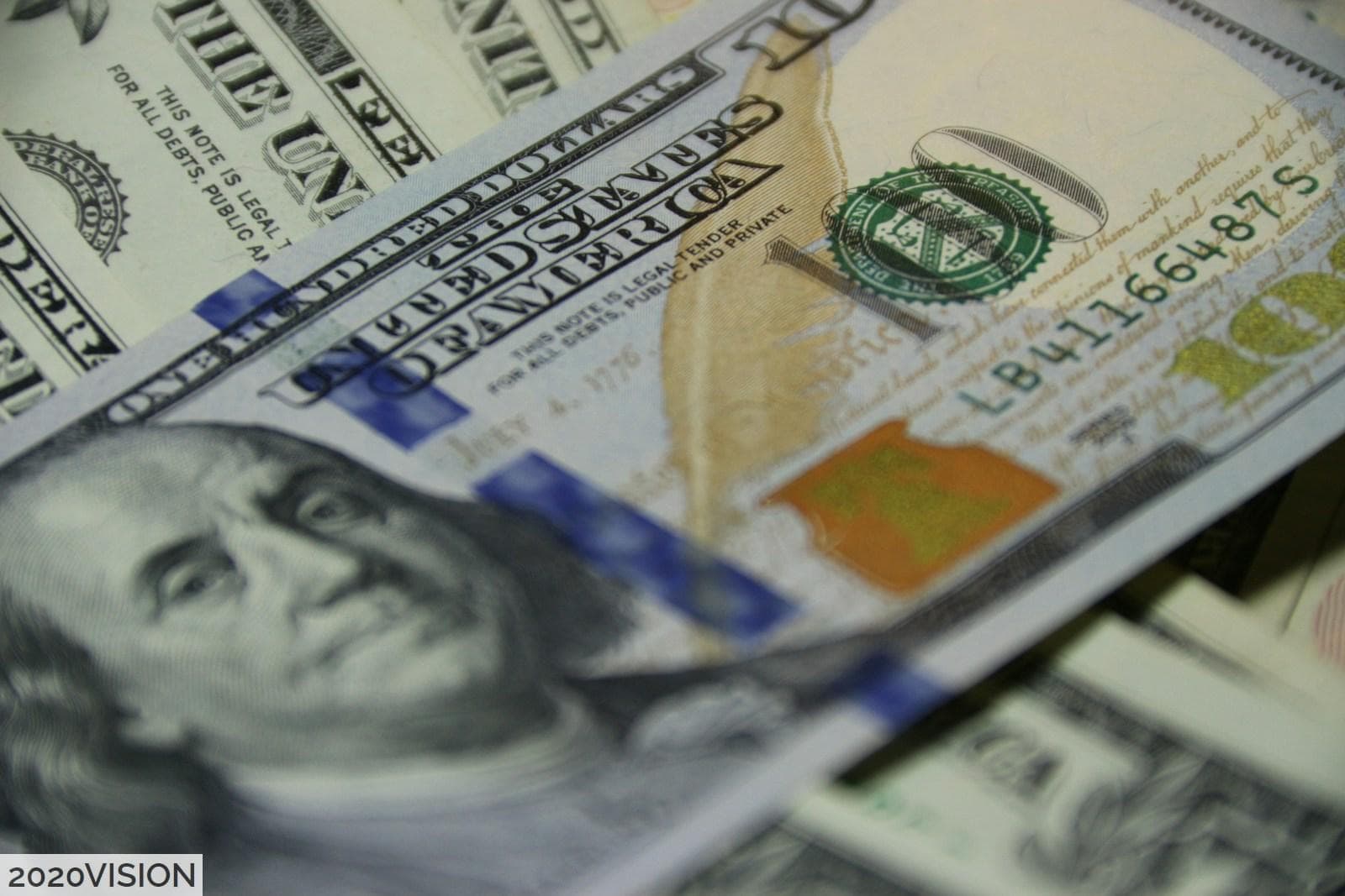 100 US dollar banknote